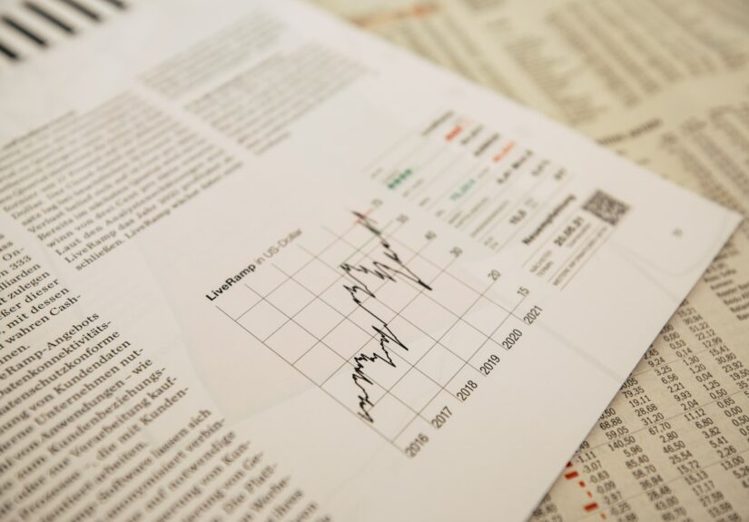Grafico del mercado de valores mostrando indices bursatiles
