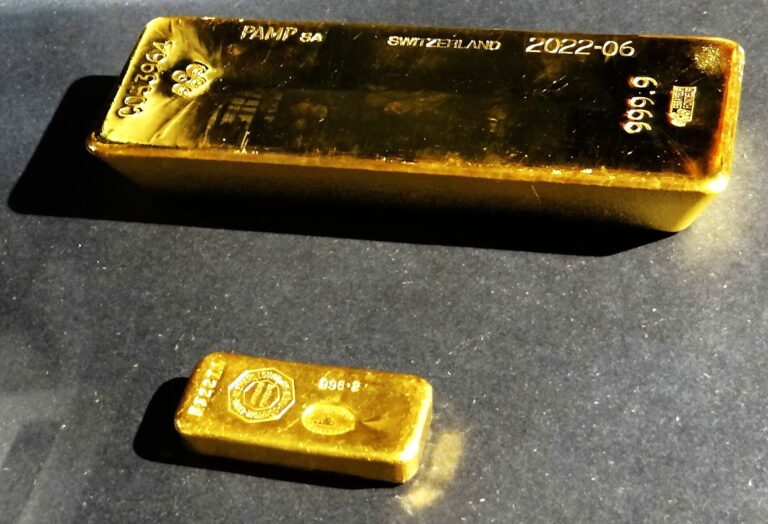 gold bars stacked